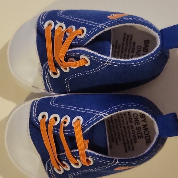 𝅺baby shoes bundle (see details at description) - Picture 3 of 6